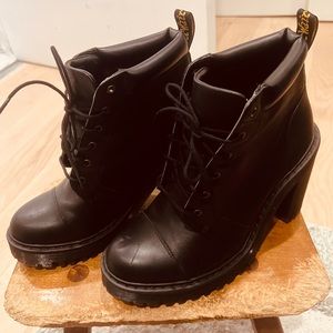 DR Martens Persephone Lug Sole Block Heel Lace Up
Ankle Boots Women's 8 Shoes